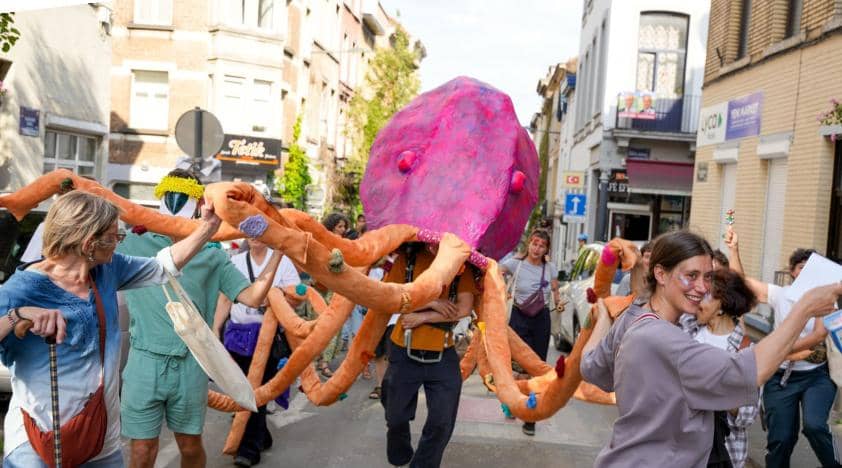 Mobilisation associative : Un poulpe, des percussions et des convictions