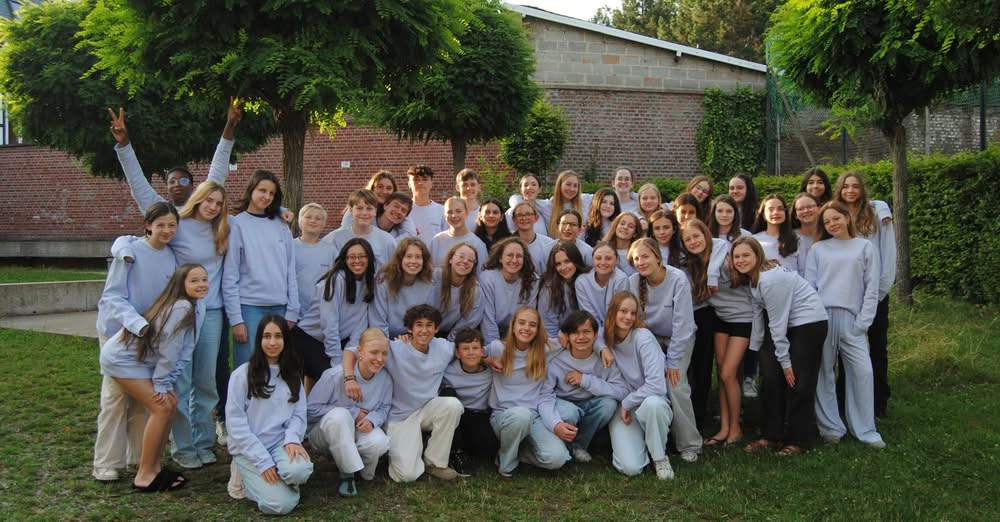 Les Art Maniacs : Quand le théâtre rencontre la solidarité